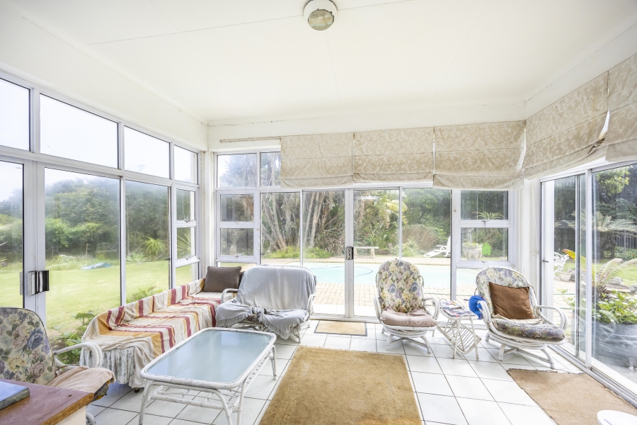 5 Bedroom Property for Sale in Gonubie Eastern Cape